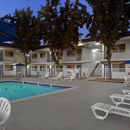 Park Inn By Radisson, San Jose Bagian luar foto