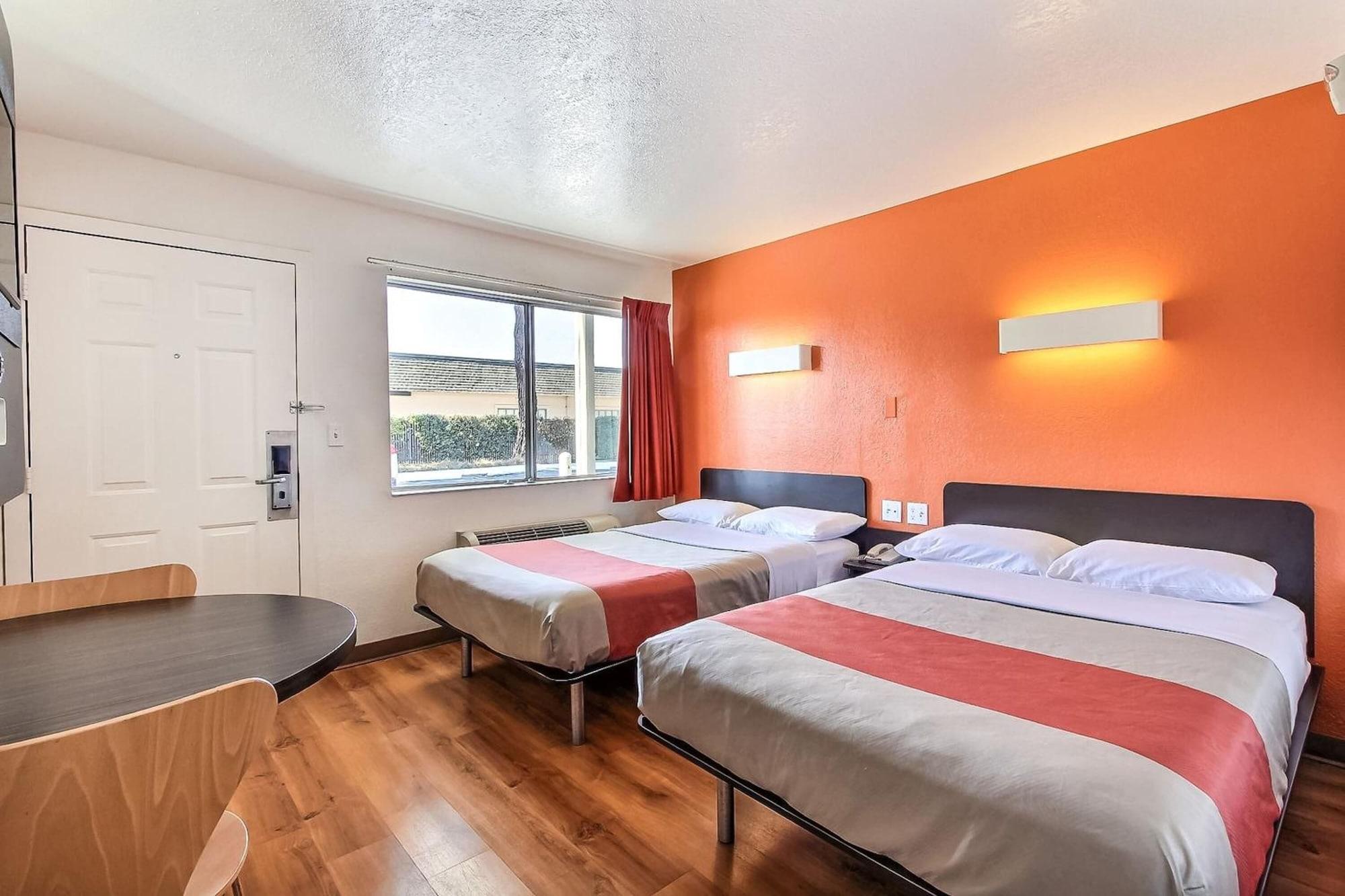 Park Inn By Radisson, San Jose Bagian luar foto