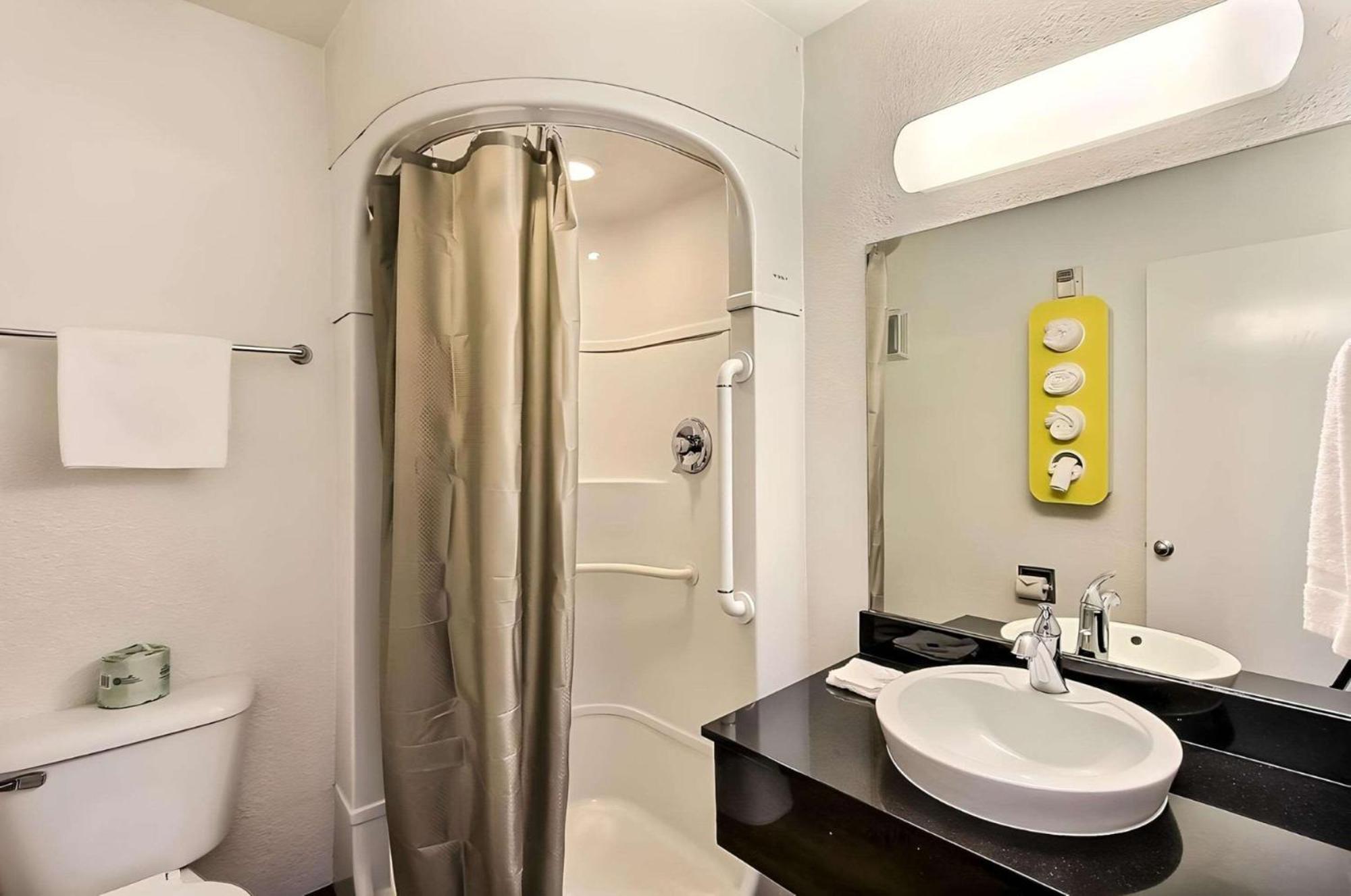 Park Inn By Radisson, San Jose Bagian luar foto
