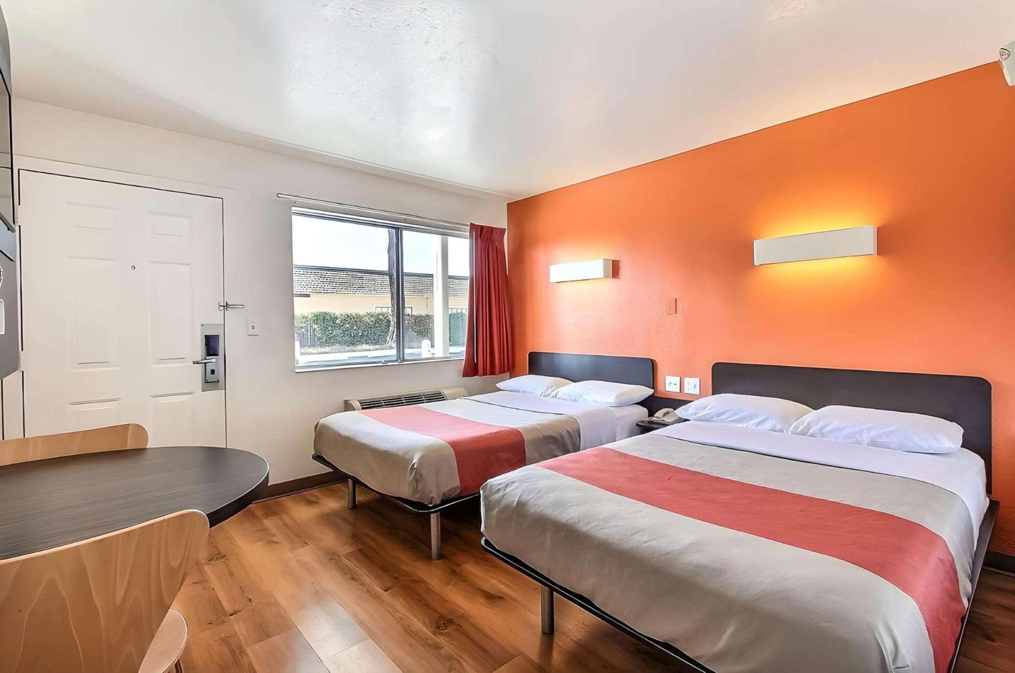 Park Inn By Radisson, San Jose Bagian luar foto